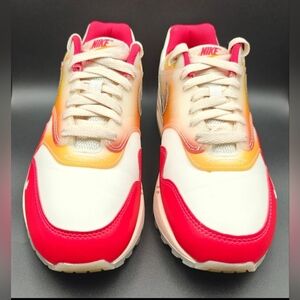 RED NIKE AIR MAX 1 SOFT VINLY